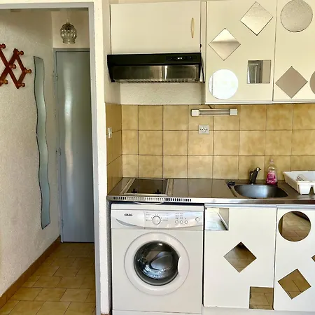 2 Pièces à Sète, Proche Avec Parking - Fr-1-338-336 Appartamento *